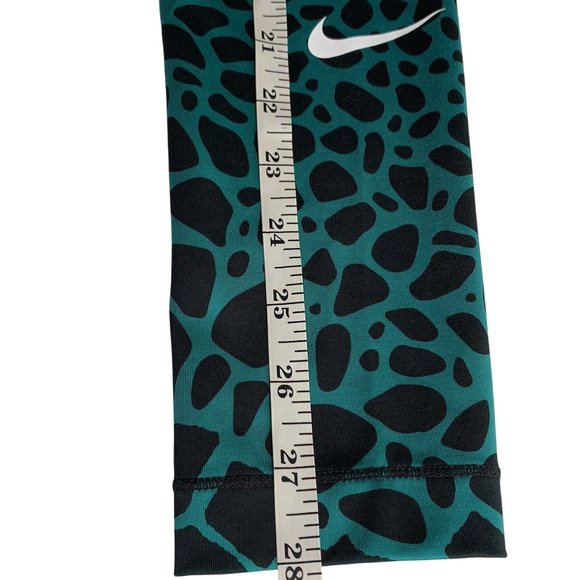 Nike Pro Leggings Women's Size XS Compression Blue Green Giraffe Print Dri-Fit - Picture 6 of 6